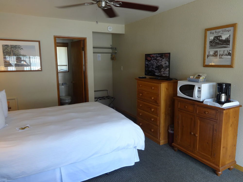 Bay Meadows Resort 大熊湖 客房 照片
